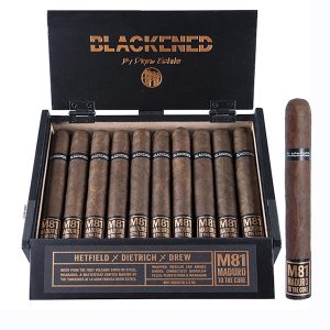 Drew Estate Blackened “M81” "Maduro to the Core“ Toro 6 x 52
